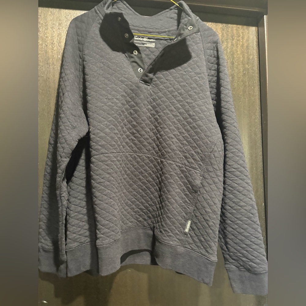 Eddie Bauer Quilted Henley Pullover